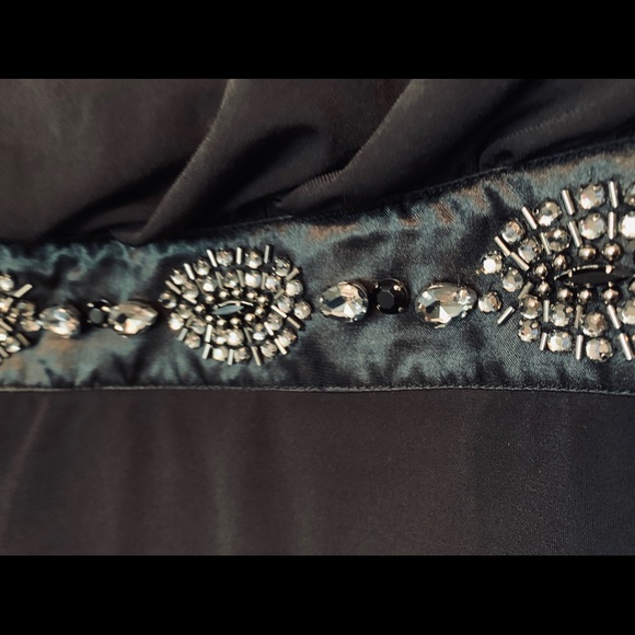 Cache black sleeveless Evening Dress with embellishments at waist Size 6 - Picture 4 of 8